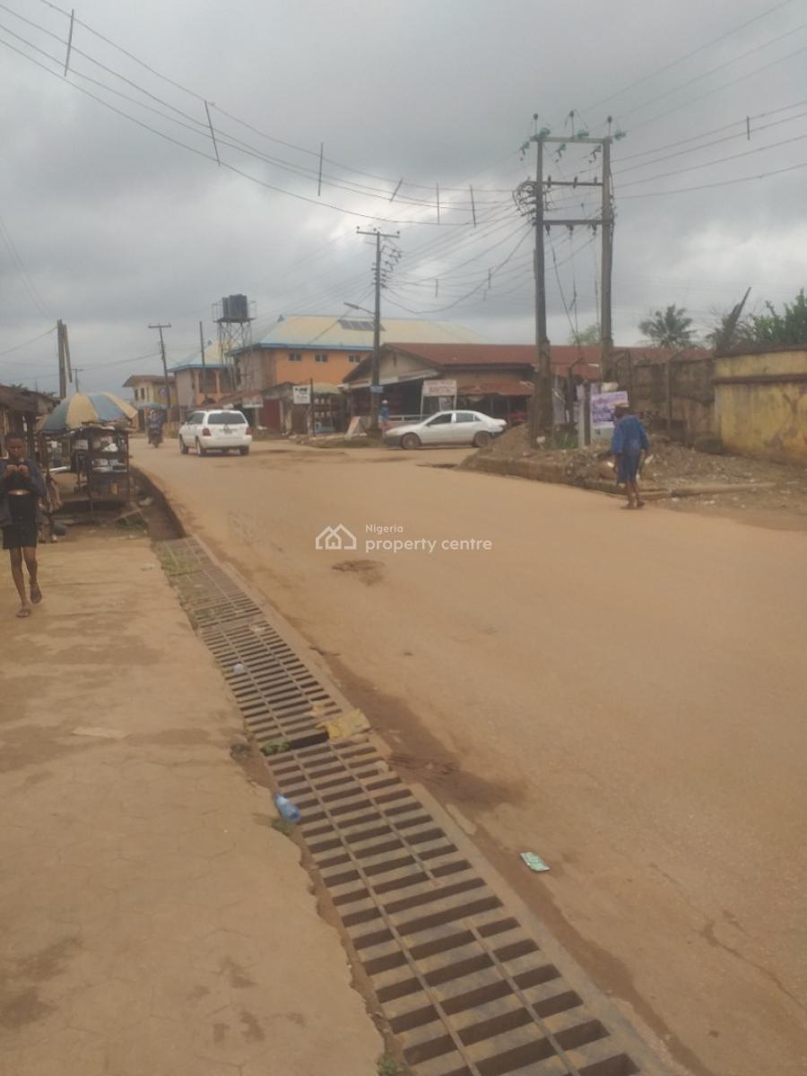Commercial Property, Sijuade St Luke Road, Akure, Ondo, Plaza / Complex / Mall for Sale