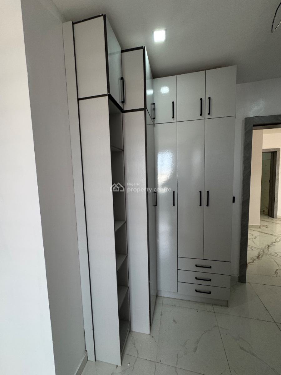 Newly Built 3 Bedrooms Apartment, Off Freedom Way, Lekki Phase 1, Lekki, Lagos, Flat / Apartment for Rent
