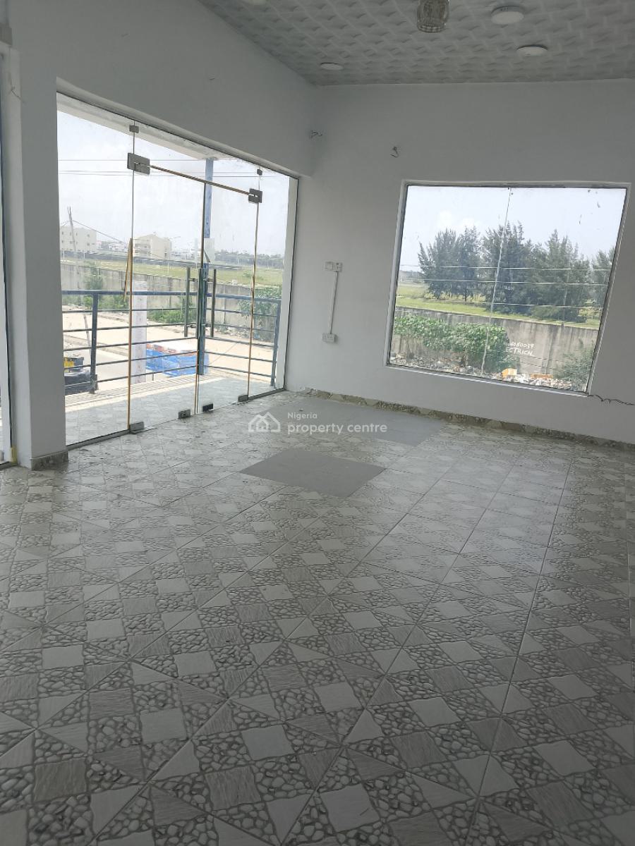 Big Shop, New Road, Lekki, Lagos, Shop for Rent