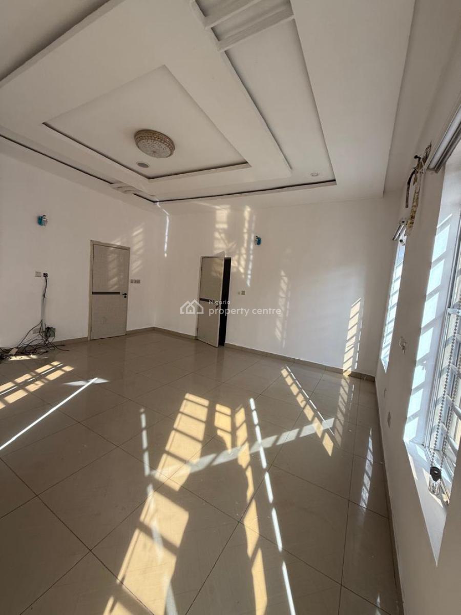 Massive Master Bedroom with Fully Shared Fitted Kitchen, Osapa London, Lekki, Lagos, Self Contain (single Rooms) for Rent