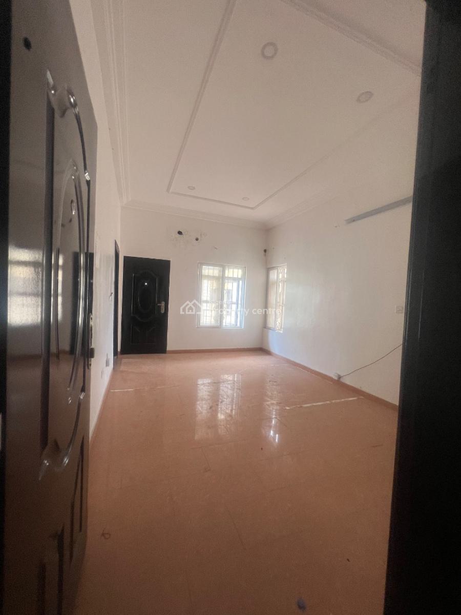 Well Maintained, Tastefully Finished, Four Bedroom Semi Detached House, Lekki Phase 1, Lekki, Lagos, Semi-detached Duplex for Rent