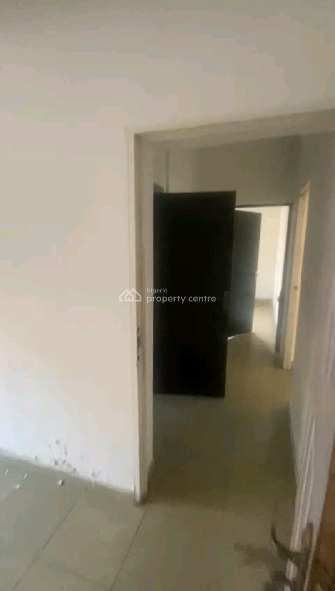 Decent Spacious 3bedroom Up Flat, Close to Domino Pizza, Gbagada, Lagos, Flat / Apartment for Rent