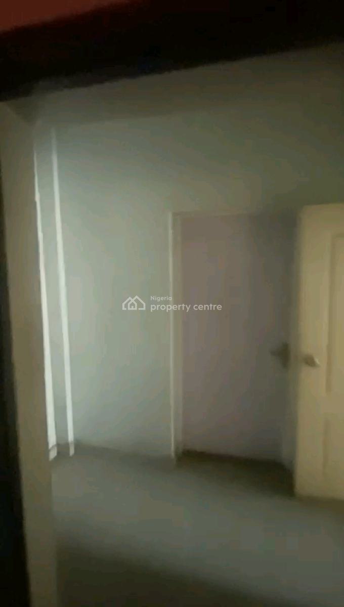 Decent Spacious 2 Bedrooms Up Flat with 2 Toilets, 2 Bathrooms, All Tilled with Kitchen Cabinets, Gbagada, Lagos, Flat / Apartment for Rent