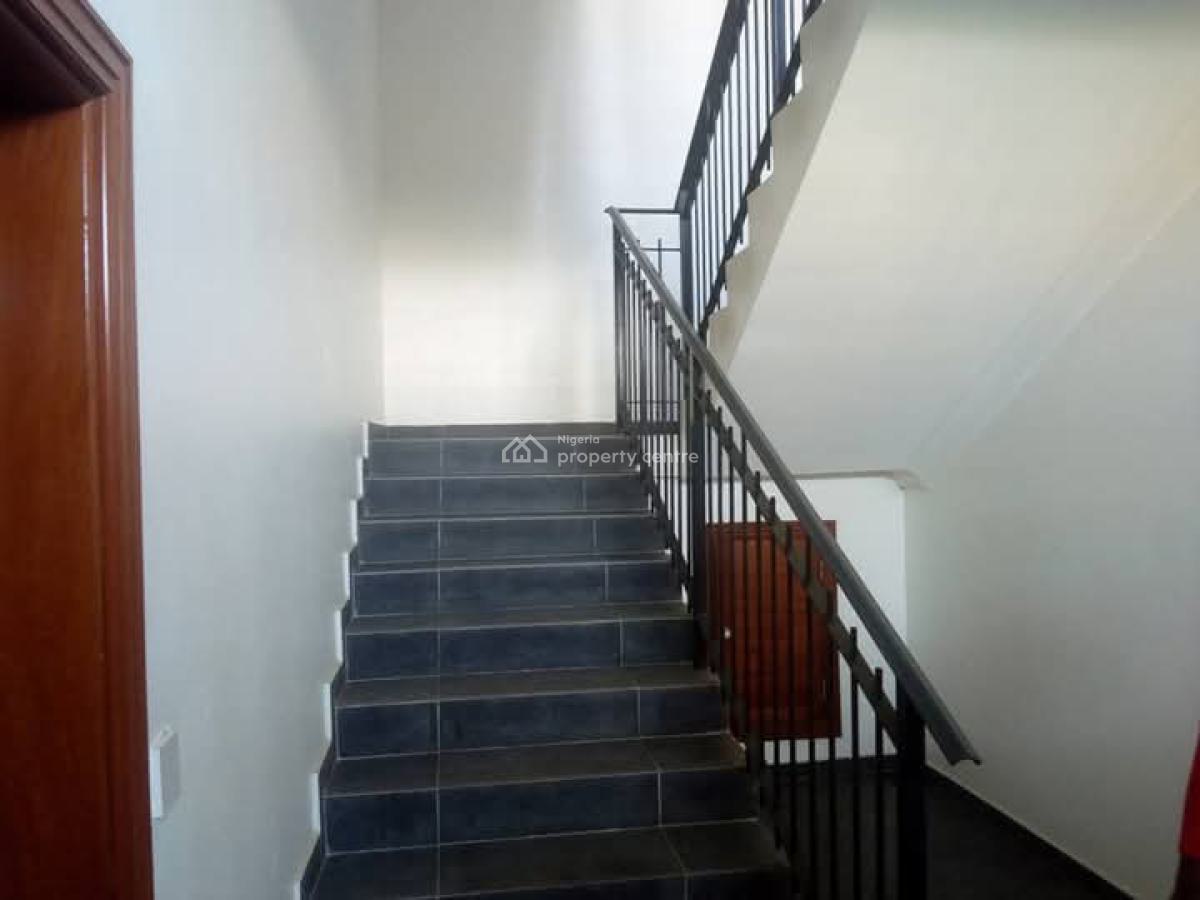 Tastefully Finished and Well Maintained Serviced 3 Bedroom Flat + Bq, Ikate, Lekki, Lagos, Flat / Apartment for Sale