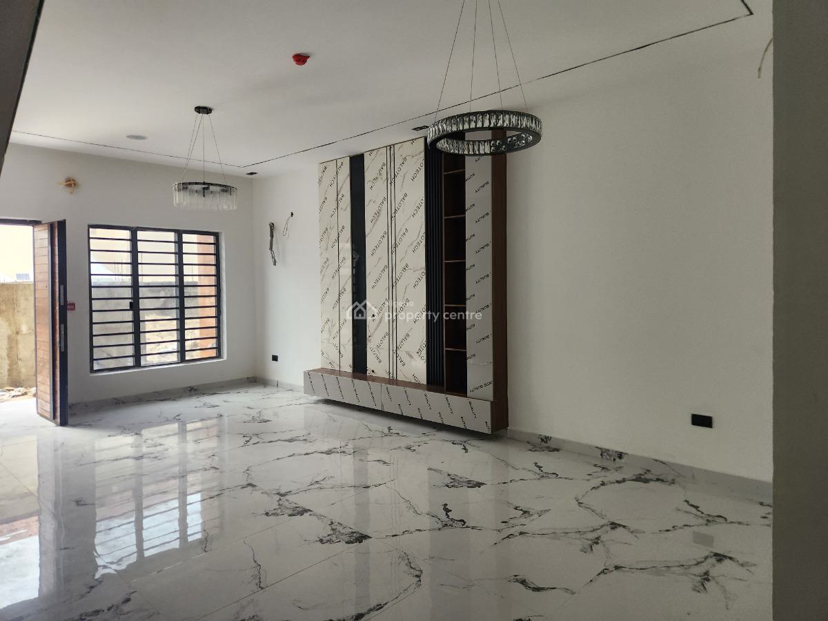 4 Bedroom Terrace, Lekki Phase 1, Lekki, Lagos, Terraced Duplex for Sale