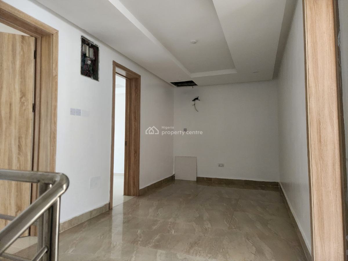 4 Bedroom Terrace, Lekki Phase 1, Lekki, Lagos, Terraced Duplex for Sale