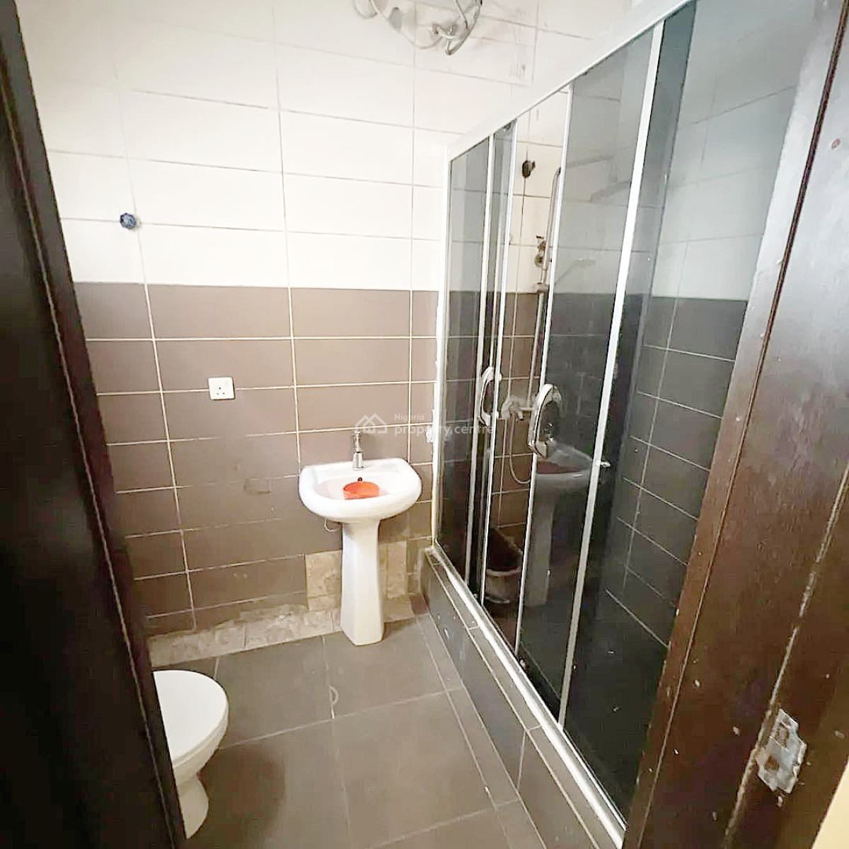 Massive 4 Bedroom Semi-detached Duplex, Chevron Estate, Lekki, Lagos, Semi-detached Duplex for Rent