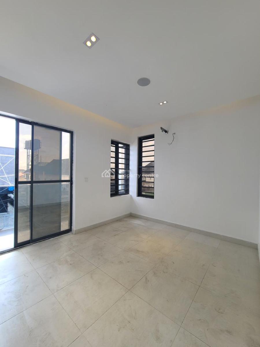 Fully Serviced 4 Bedroom Terraced Duplex with Bq, Ologolo, Lekki, Lagos, Terraced Duplex for Sale