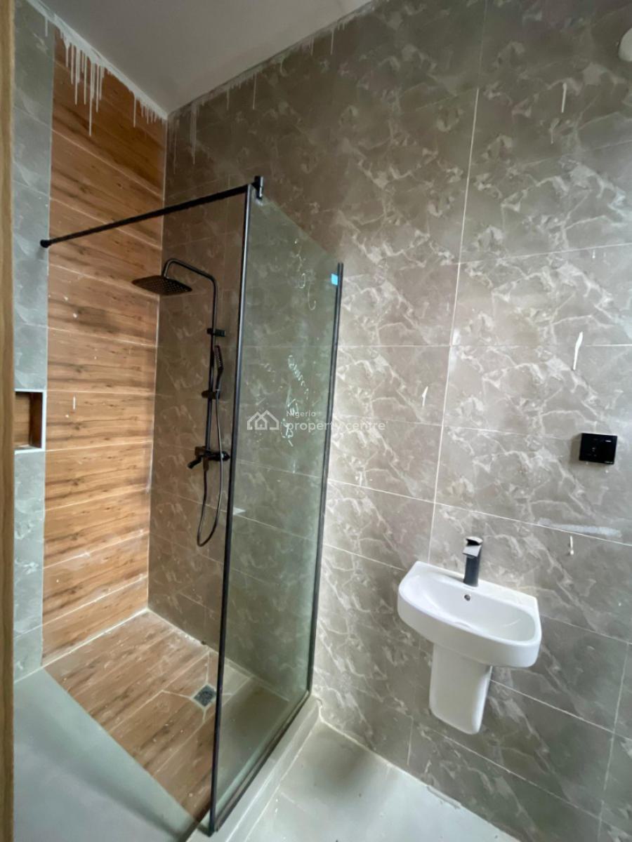 Luxury 3 Bedrooms Apartment with Elevator, Gym and Swimming Pool, Ikota, Lekki, Lagos, Flat / Apartment for Sale