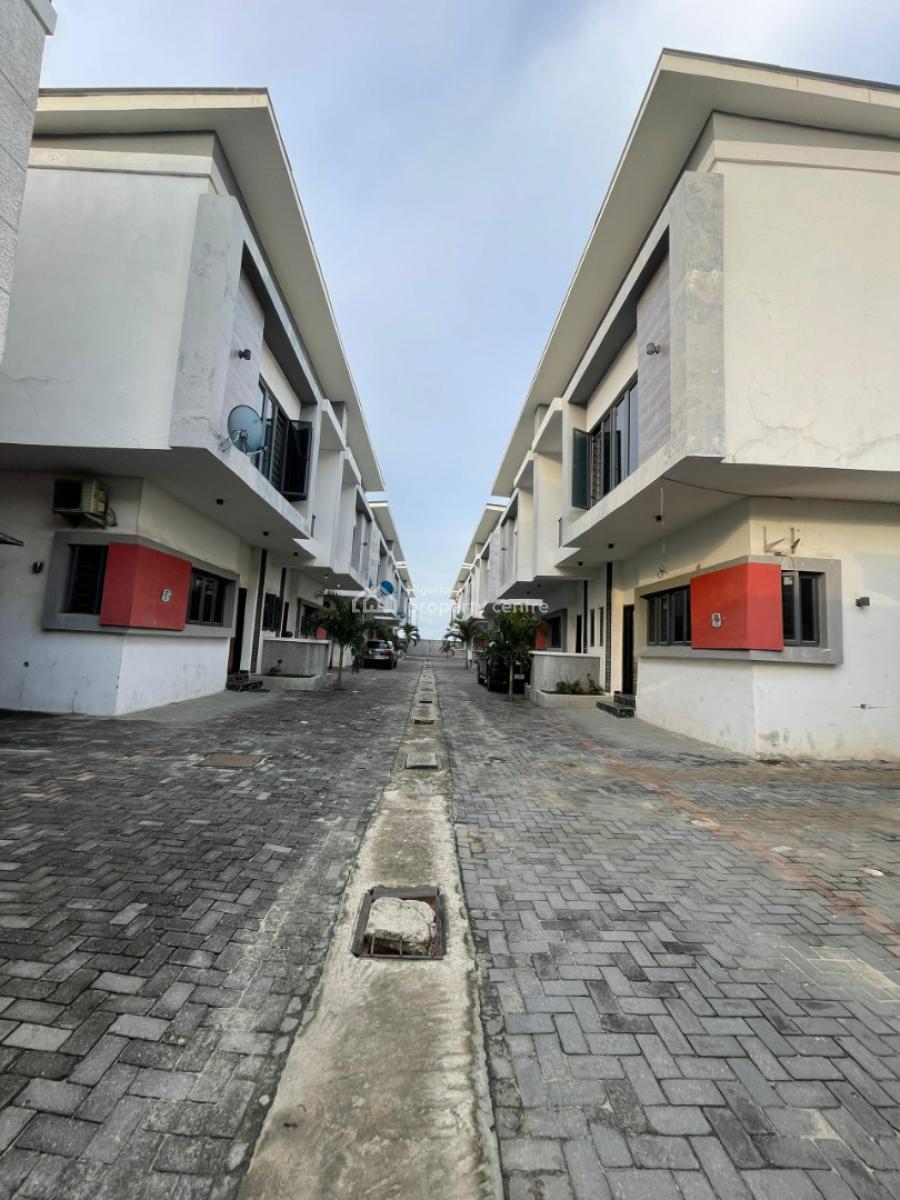 Spacious Demacated Mini Flat with Big Standard Kitchen, Villa Estate, Ikota, Lekki, Lagos, Mini Flat (room and Parlour) for Rent