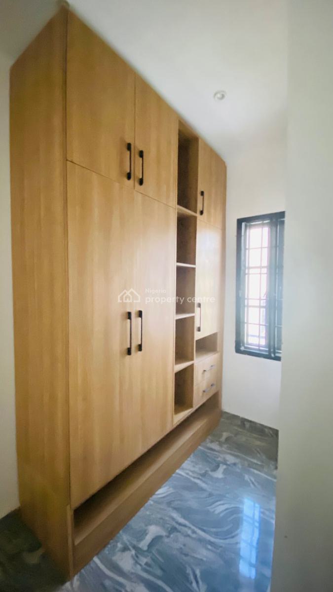 Brand New 5 Bedroom in a Very Secured Location, Guzape District, Abuja, Terraced Duplex for Sale