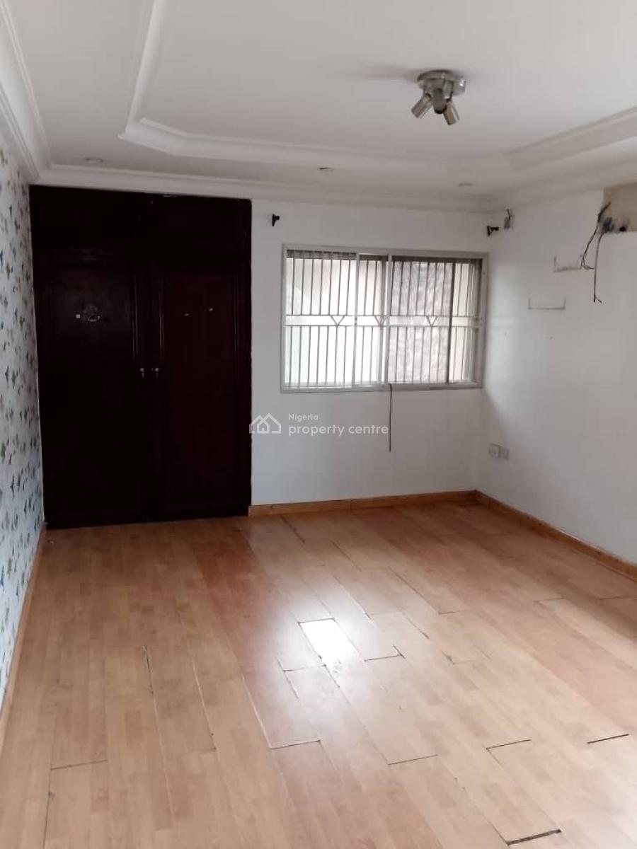 Luxury 3 Bedroom with Personal Compound, Gbagada Phase 1, Gbagada, Lagos, Flat / Apartment for Rent