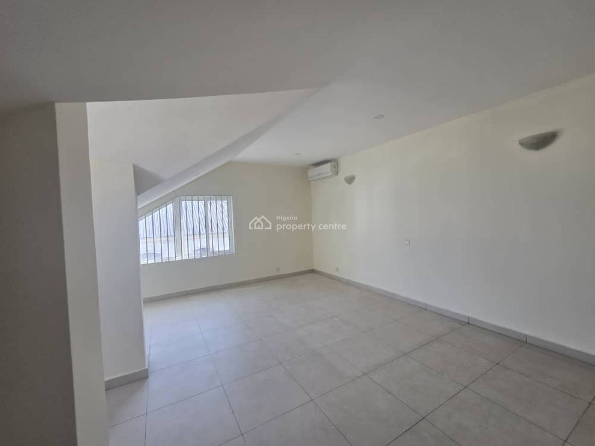 Luxury Standard 3 Bedroom Flat with Bq, Off Amadu Bello Way, Victoria Island (vi), Lagos, Detached Bungalow for Rent