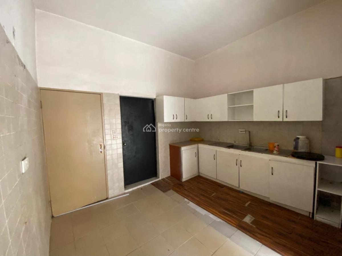 Super Clean and Spacious 5 Bedroom Semi Detached Duple with 4 Rooms Bq, Off Admiralty Way, Lekki Phase 1, Lekki, Lagos, Semi-detached Duplex for Rent