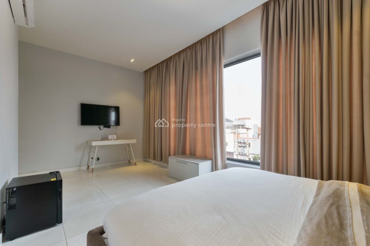 Luxury 1 Bedroom Apartment, Off Freedom Way, Lekki Phase 1, Lekki, Lagos, Flat / Apartment Short Let