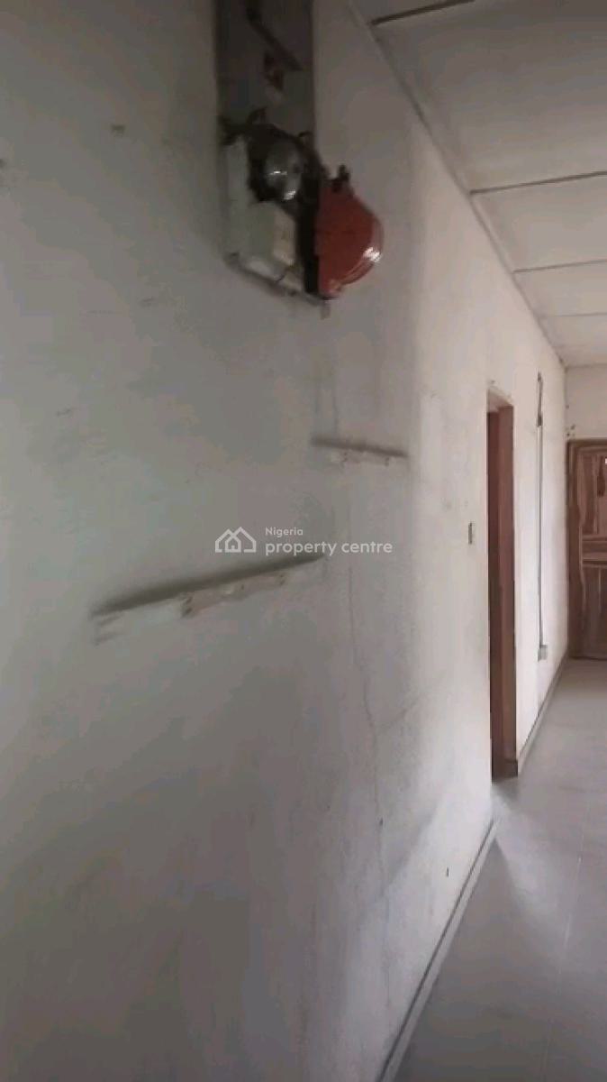 Decent 2 Bedroom Up Flat with 2 Toilet and Bath and Balcony, Rjolaad,new Garage, Gbagada, Lagos, Flat / Apartment for Rent