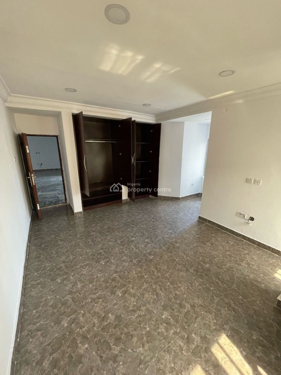 Spacious Three(3) Bedroom Apartment on The Second Floor, Lekki Phase 1, Lekki, Lagos, Mini Flat (room and Parlour) for Rent