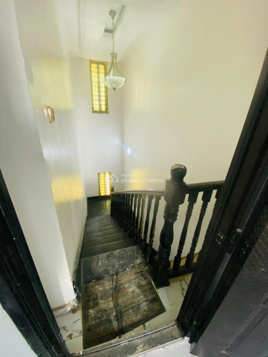 Spacious Beautiful 2 Bedrooms Apartment, Upstairs Available, Ikate, Lekki, Lagos, Flat / Apartment for Rent