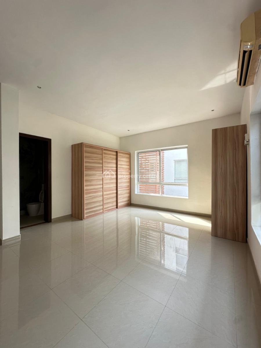 Spacious 3 Bedroom Serviced Apartment with Bq Gym and Pool, Banana Island, Ikoyi, Lagos, Block of Flats for Sale