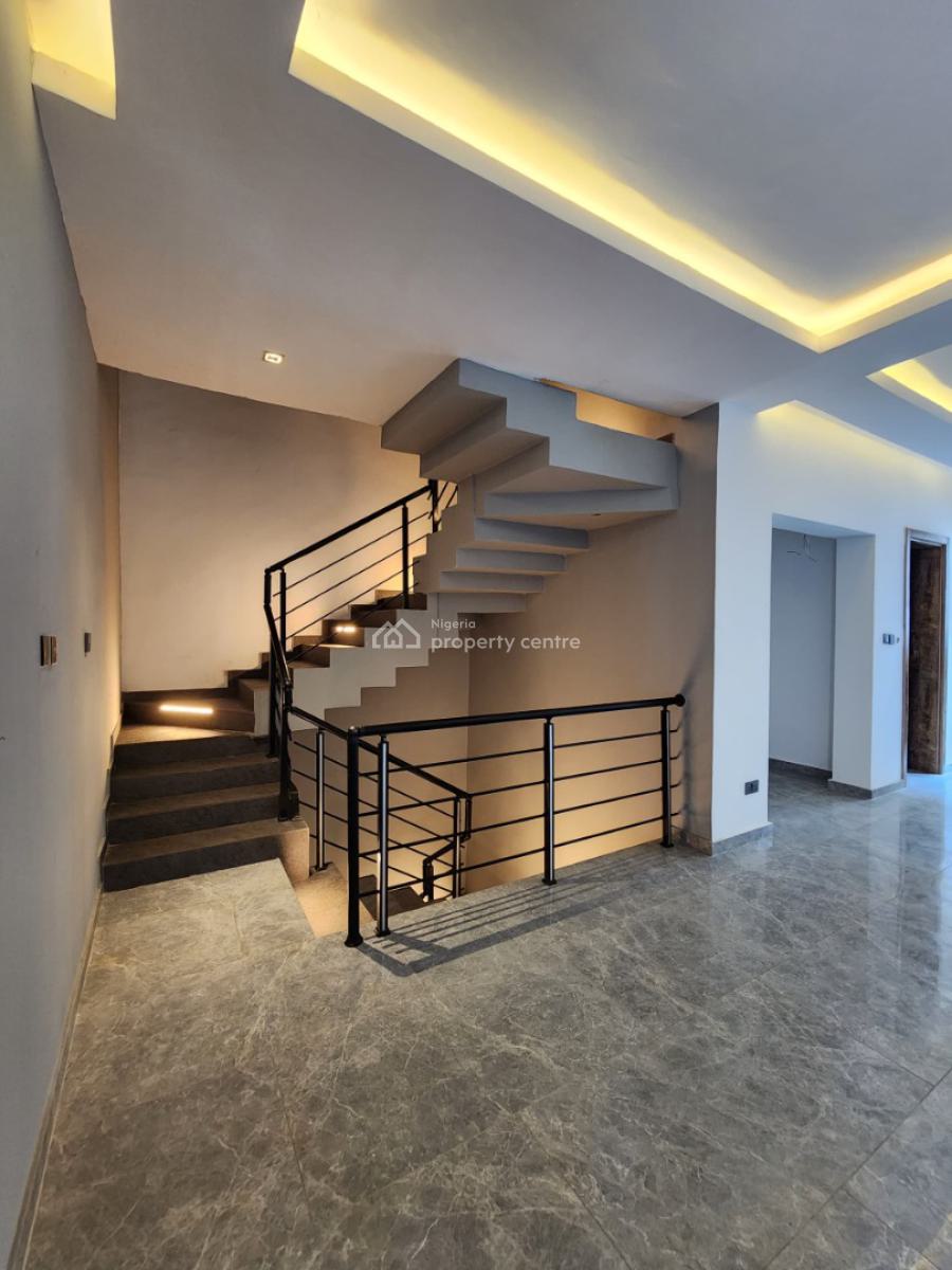 Beautiful 4 Bedroom Terrace Duplex with Bq, Ologolo, Lekki, Lagos, Terraced Duplex for Sale