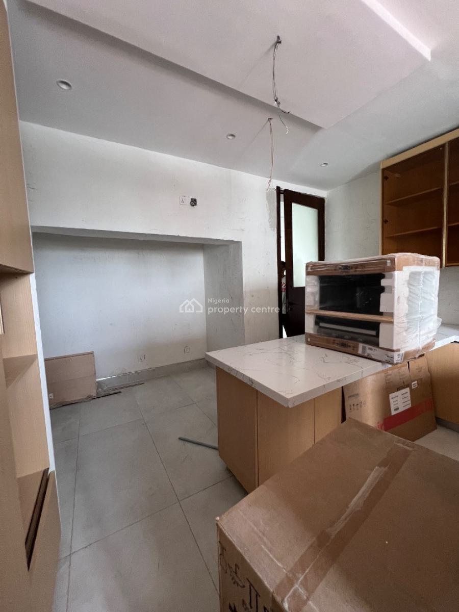 4 Bedroom Maisonette with an Elevator, Ikoyi, Lagos, Flat / Apartment for Sale