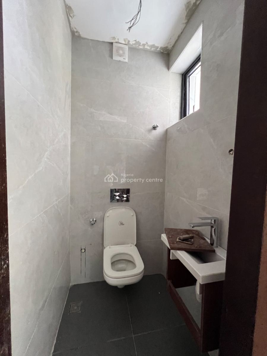 4 Bedroom Maisonette with an Elevator, Ikoyi, Lagos, Flat / Apartment for Sale