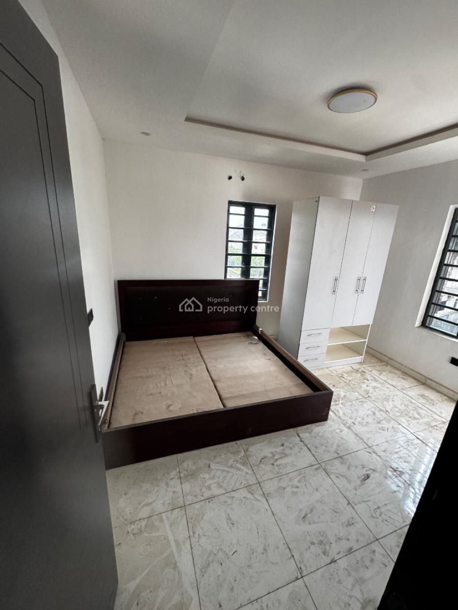 Well Built Pentfloor 3 Bedroom Apartment with Self Compound, Gra Phase 2, Magodo, Lagos, Flat / Apartment for Sale