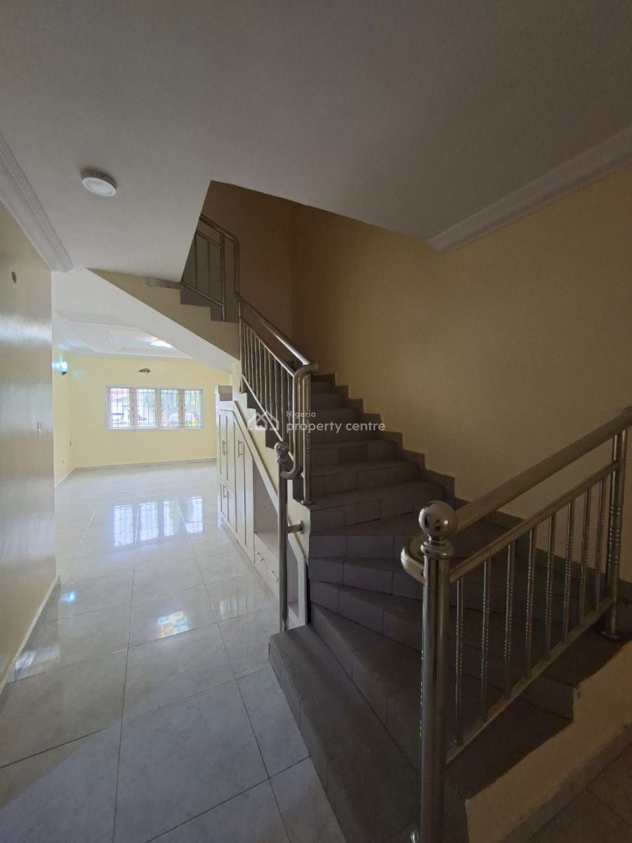 3 Bedrooms Terraced Duplex, Off Admiralty Way, Lekki Phase 1, Lekki, Lagos, Terraced Duplex for Rent