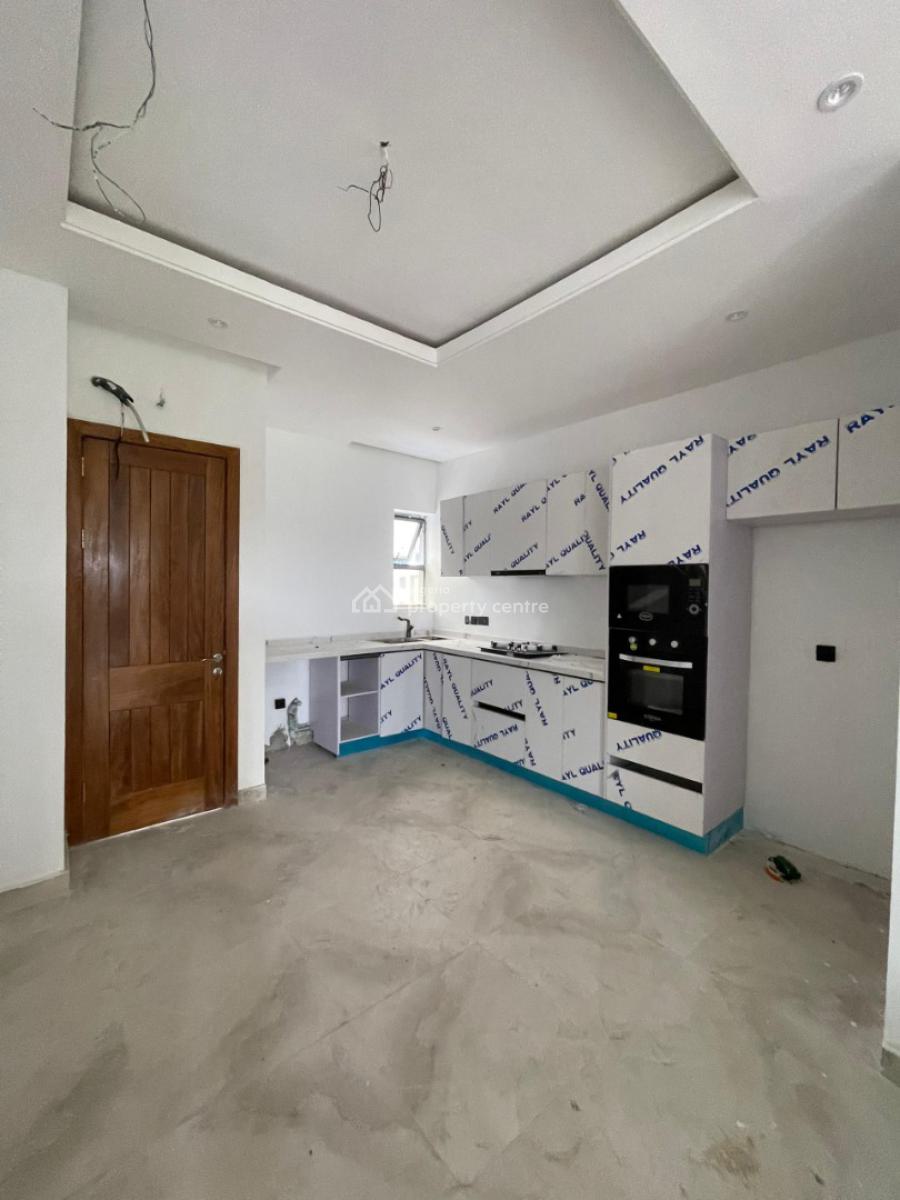 2 Bedroom Maisonette, Lekki Phase 1, Lekki, Lagos, House for Sale