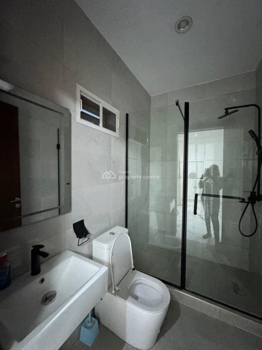 a Luxurious 3 Bedroom Penthouse with Bq, Old Ikoyi, Ikoyi, Lagos, Block of Flats for Sale