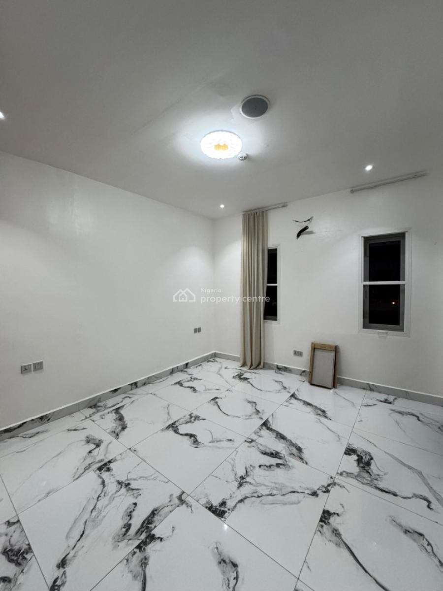 a Luxurious 3 Bedroom Penthouse with Bq, Old Ikoyi, Ikoyi, Lagos, Block of Flats for Sale