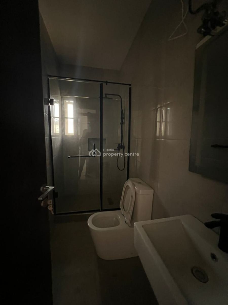 a Luxurious 3 Bedroom Penthouse with Bq, Old Ikoyi, Ikoyi, Lagos, Block of Flats for Sale