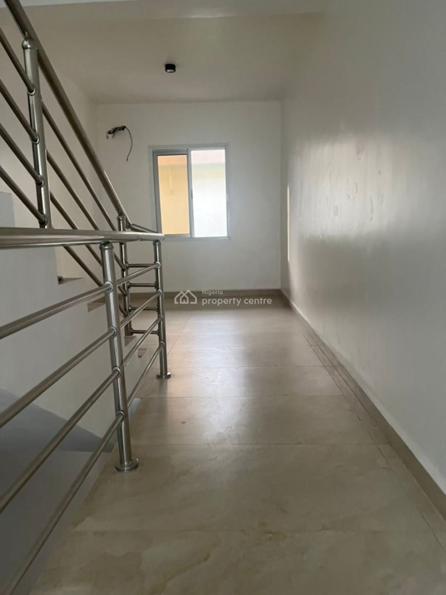 a Luxurious 3 Bedroom Penthouse with Bq, Old Ikoyi, Ikoyi, Lagos, Block of Flats for Sale
