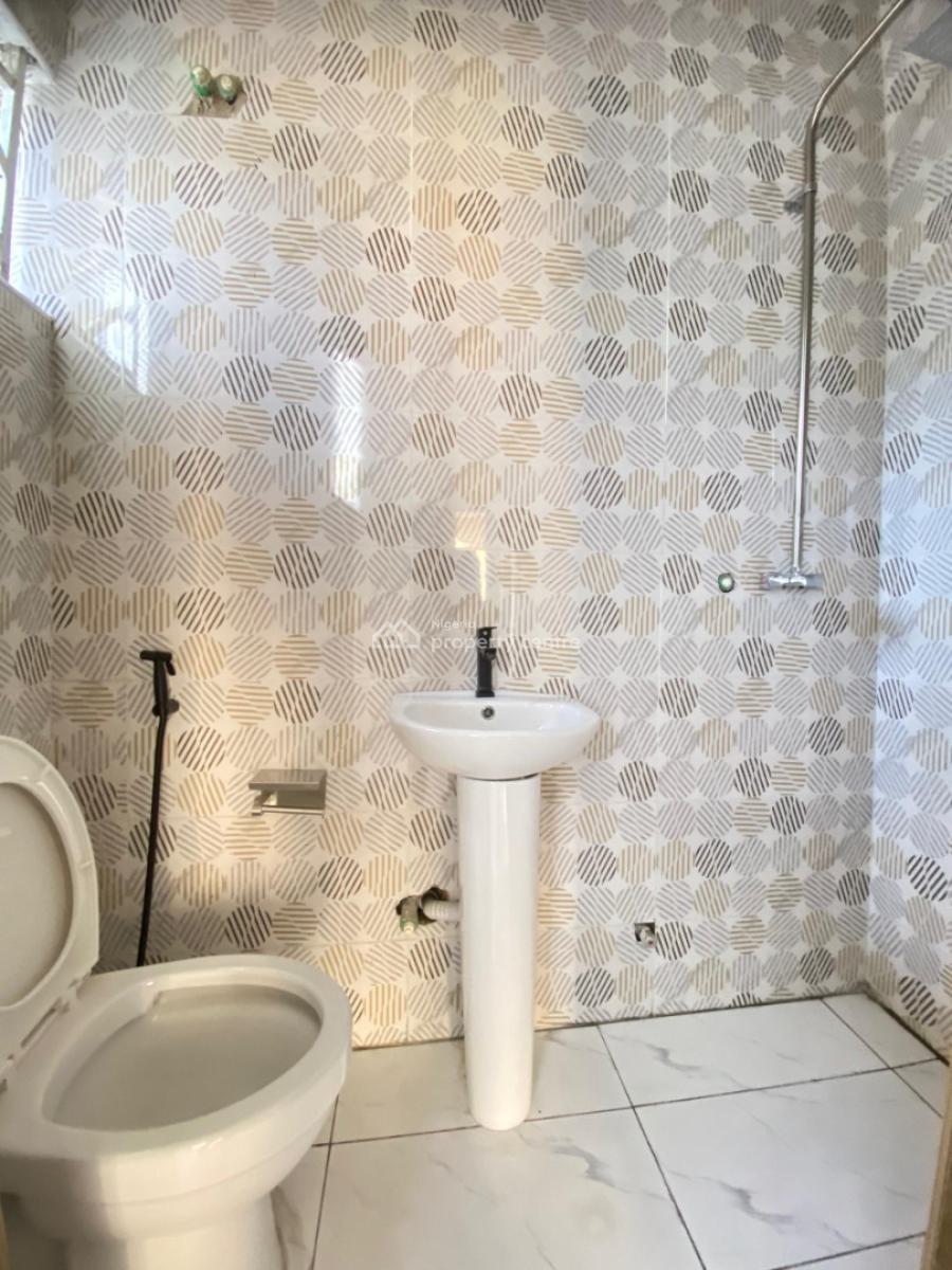 2 Bedroom  Apartment with Bq, Mobil Road, Ajah, Lagos, Flat / Apartment for Sale