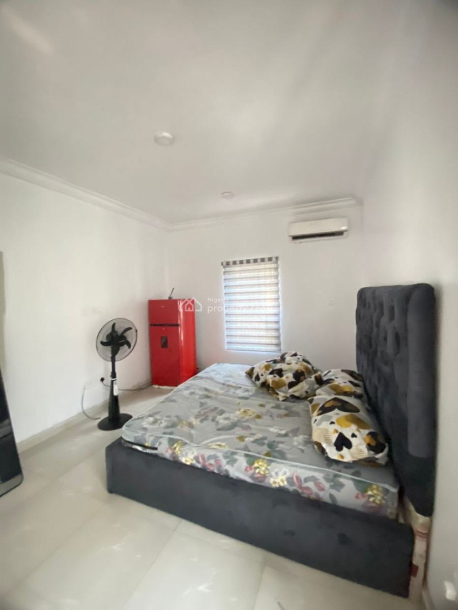Unfurnished 1 Bedroom Flat, Ikota, Lekki, Lagos, Self Contain (single Rooms) for Sale