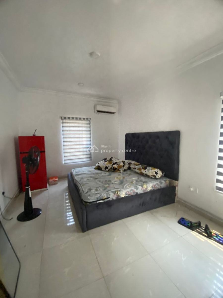 Unfurnished 1 Bedroom Flat, Ikota, Lekki, Lagos, Self Contain (single Rooms) for Sale