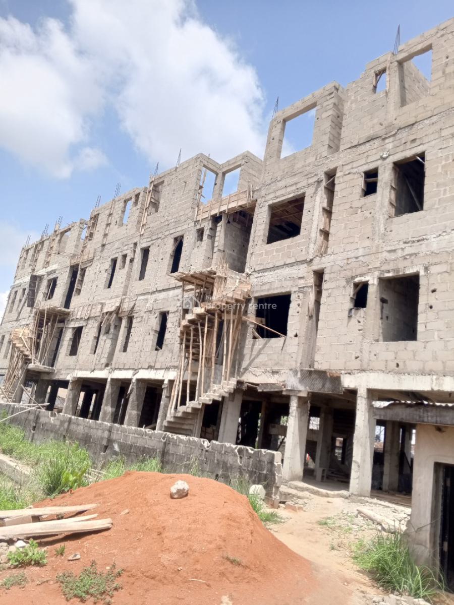 Luxury 3 Bedrooms Apartment, Iponri, Surulere, Lagos, Flat / Apartment for Sale