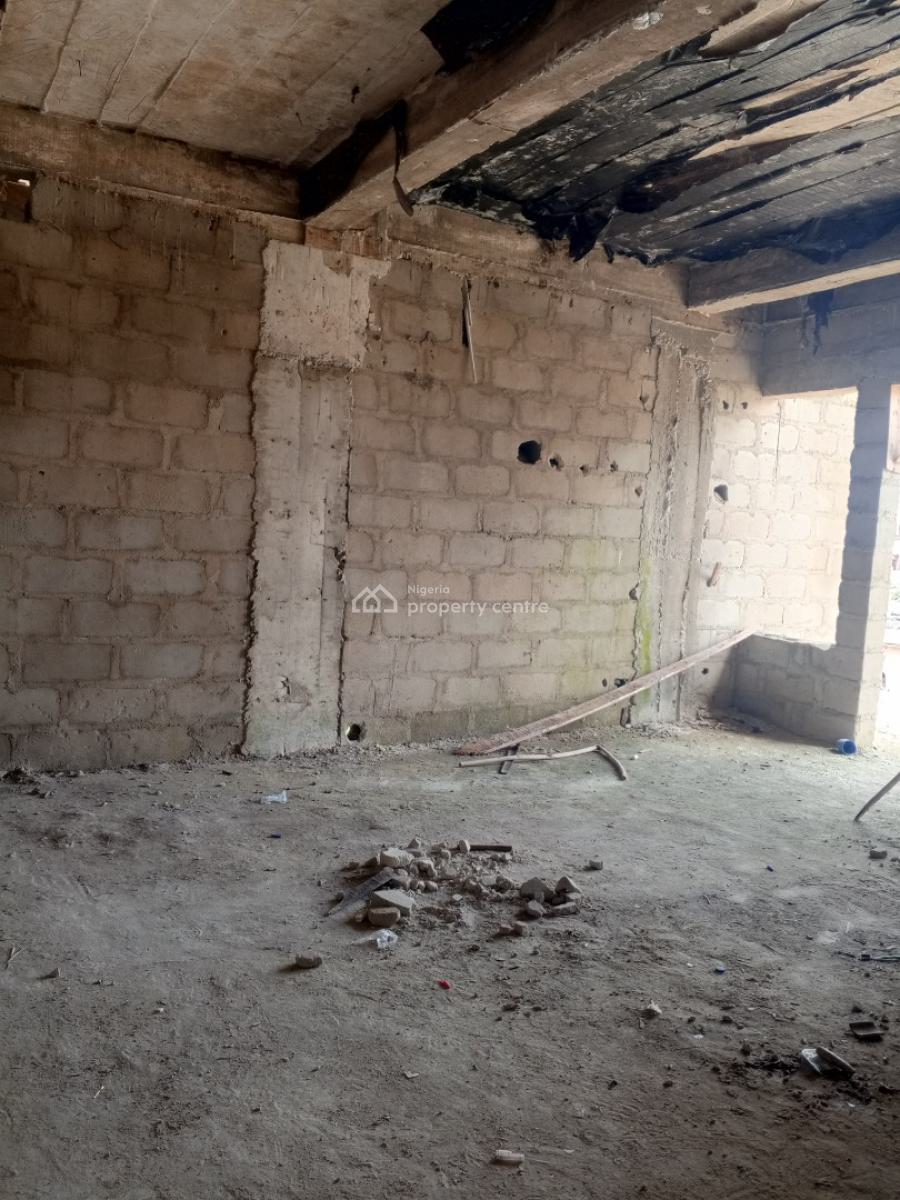 Luxury 3 Bedrooms Apartment, Iponri, Surulere, Lagos, Flat / Apartment for Sale