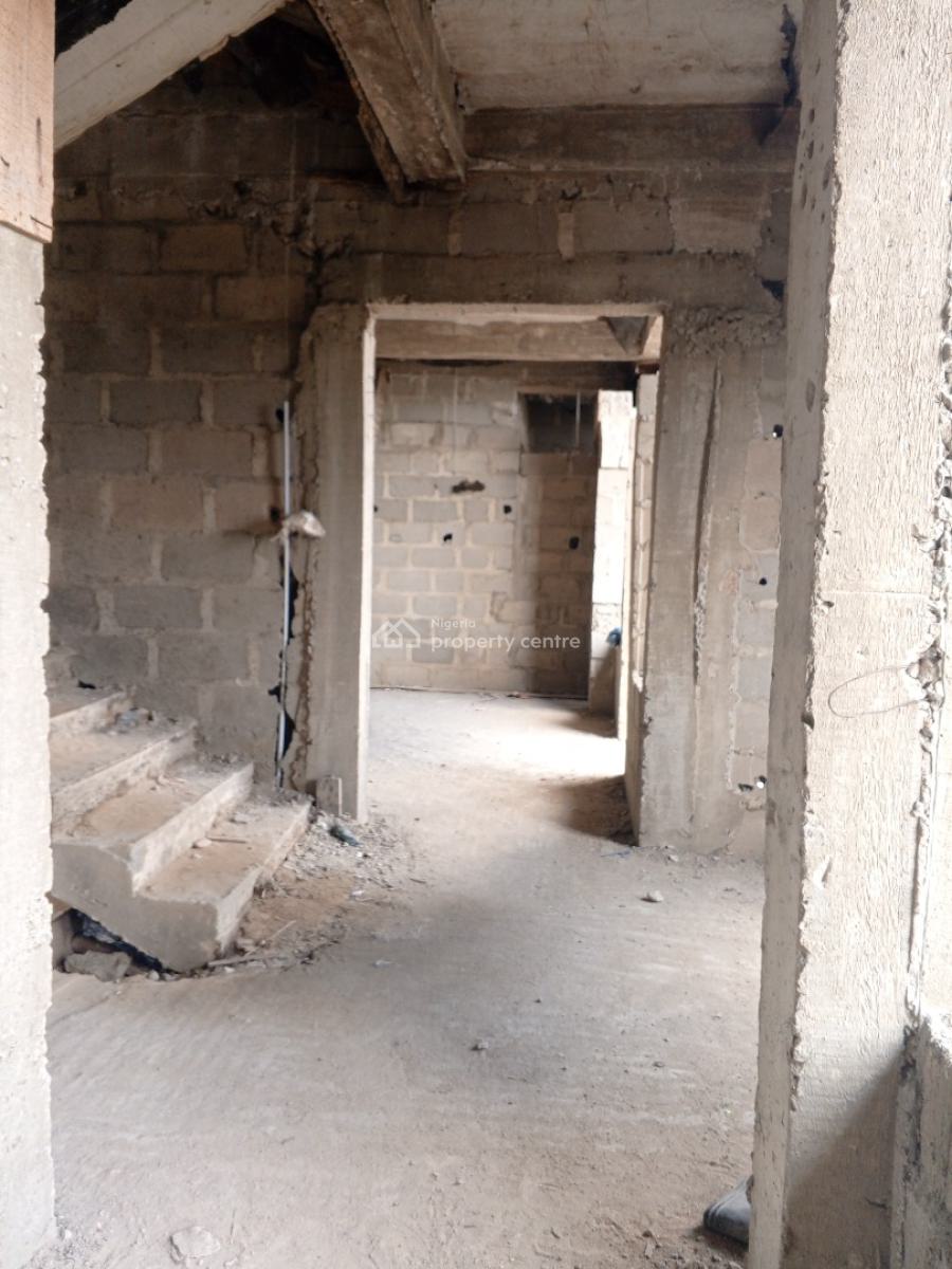 Luxury 3 Bedrooms Apartment, Iponri, Surulere, Lagos, Flat / Apartment for Sale