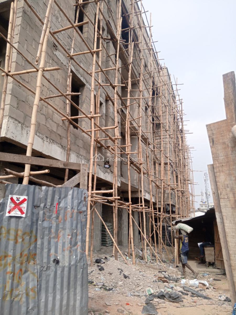 Luxury 3 Bedroom Apartment, Iponri, Surulere, Lagos, Flat / Apartment for Sale