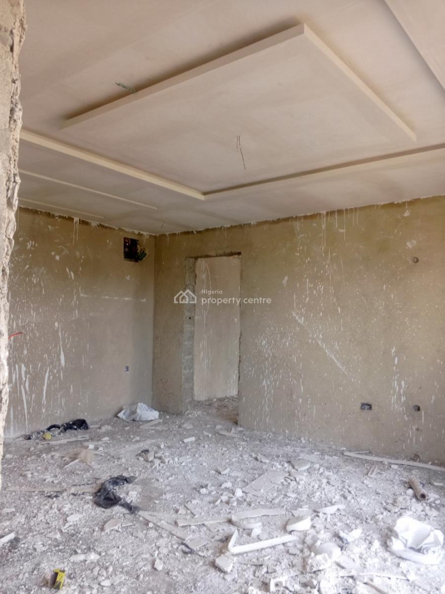 Stunning & Beautiful 3 Bedroom Apartment, Iponri, Surulere, Lagos, Flat / Apartment for Sale