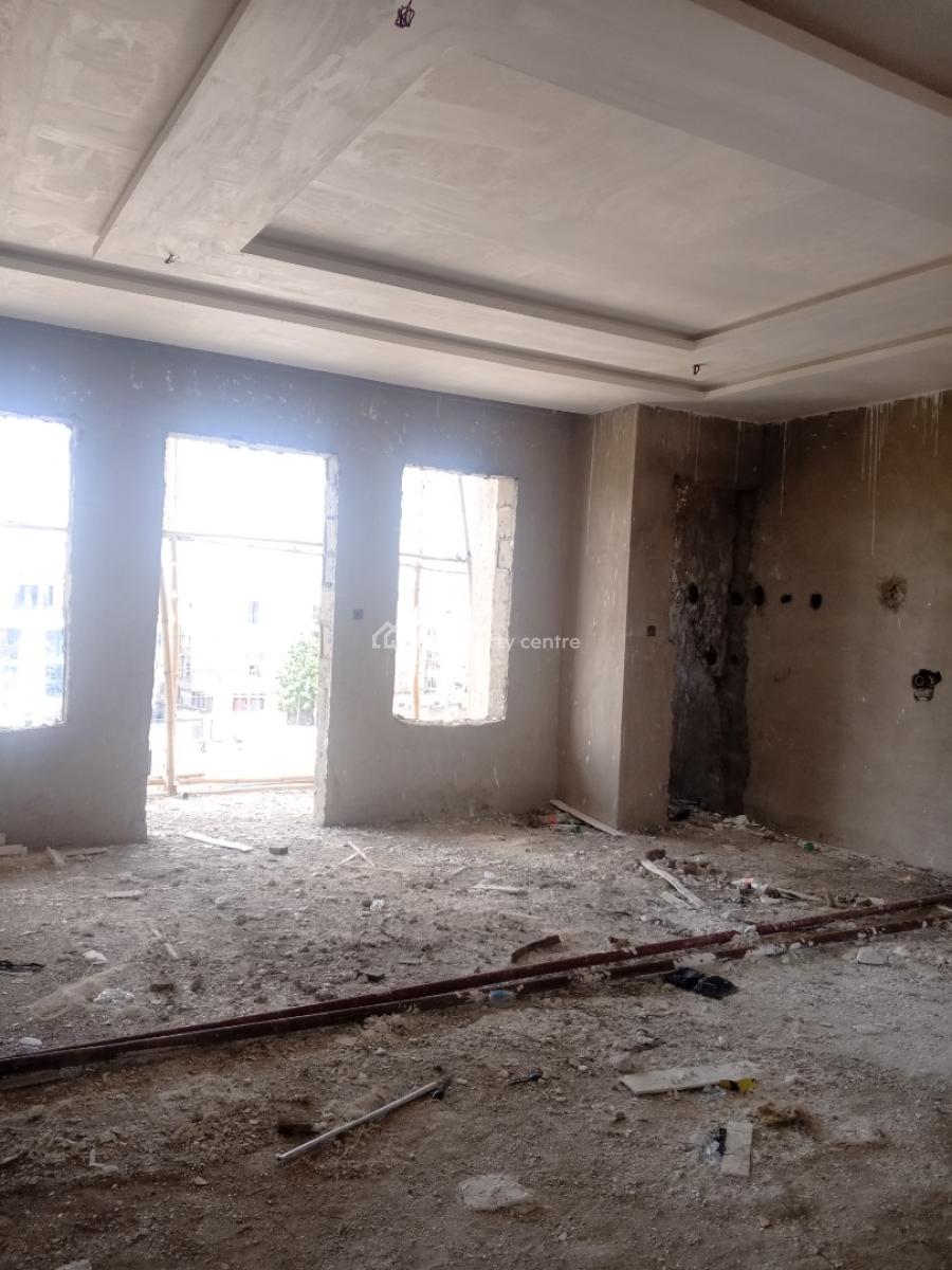 Stunning & Beautiful 3 Bedroom Apartment, Iponri, Surulere, Lagos, Flat / Apartment for Sale