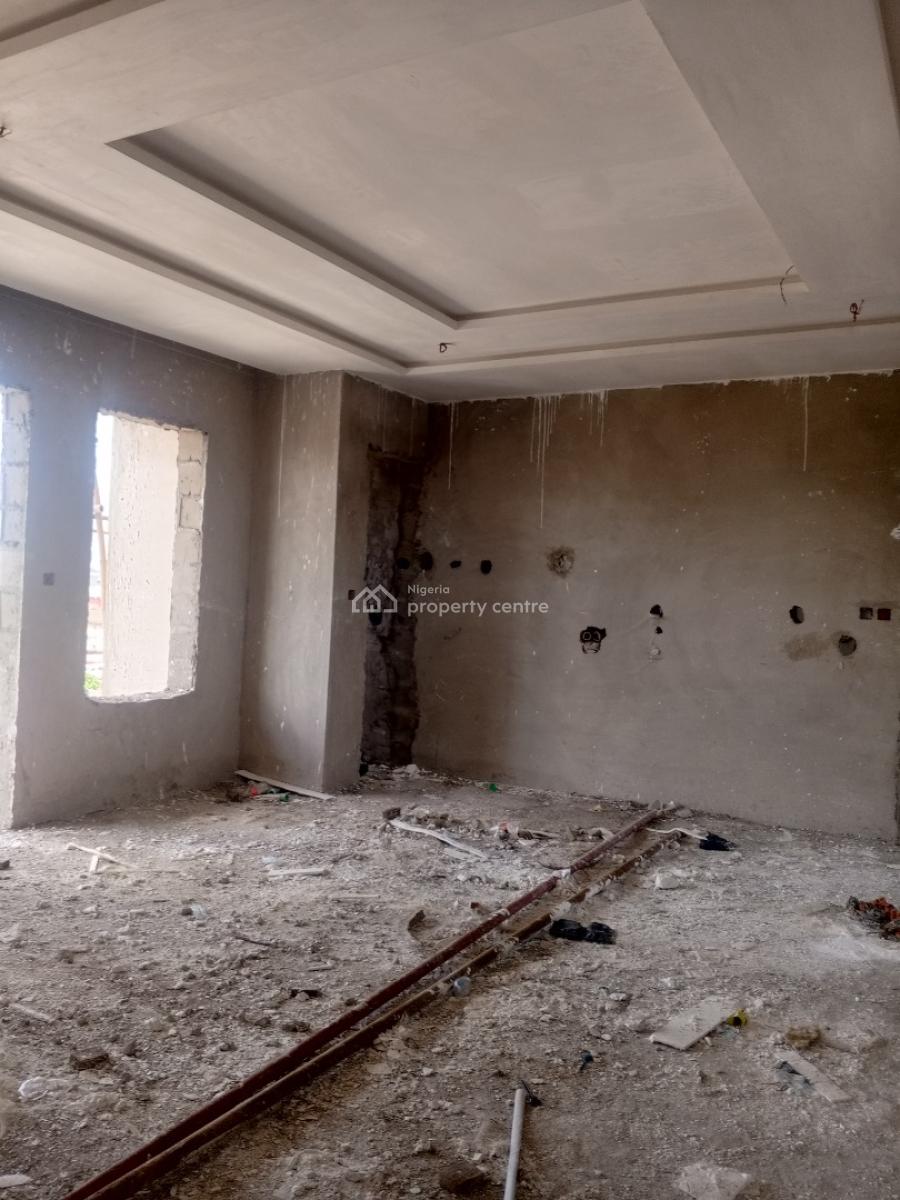 Stunning & Beautiful 3 Bedroom Apartment, Iponri, Surulere, Lagos, Flat / Apartment for Sale