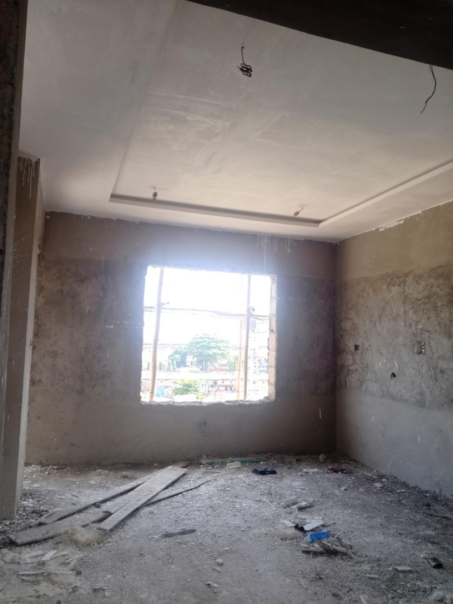 Stunning & Beautiful 3 Bedroom Apartment, Iponri, Surulere, Lagos, Flat / Apartment for Sale