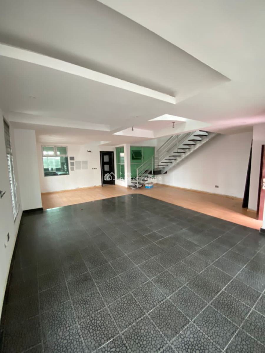 4 Bedroom Terrace Duplex in a Serene Environment, with 1 Room Bq, Lekki Phase 1, Lekki, Lagos, Flat / Apartment for Rent