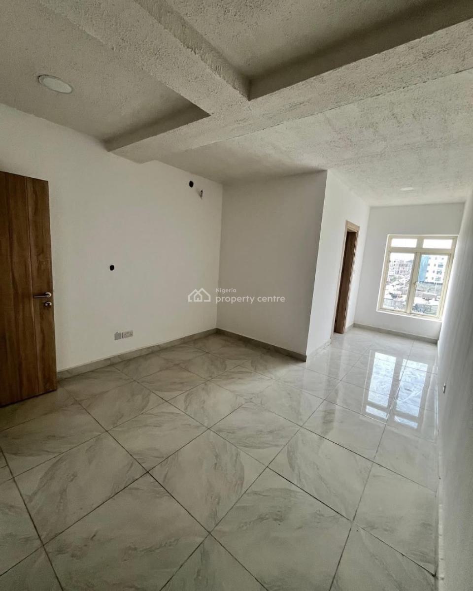 Lovely 2 Bedroom Apartment with Bq, Freedom Way, Lekki, Lagos, Block of Flats for Sale