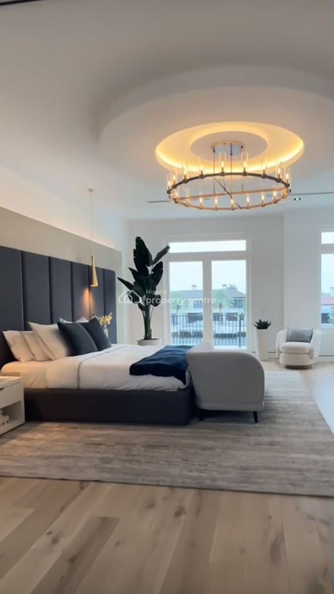 2 Bedroom Flat with Bq, Off Admiralty Way, Lekki Phase 1, Lekki, Lagos, Flat / Apartment for Sale
