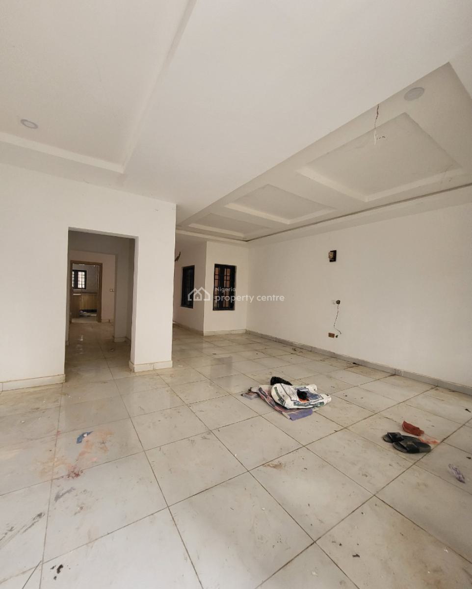 Luxurious Massive 4 Bedrooms Terrace Duplex with Bq, Coza Church, Guzape District, Abuja, Terraced Duplex for Rent