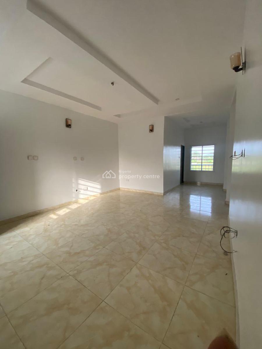 Luxury 2bedroom Flat, Badore in a Secure Estate Code for Accessibility Silverpoint Estate, Ajah, Lagos, Flat / Apartment for Rent