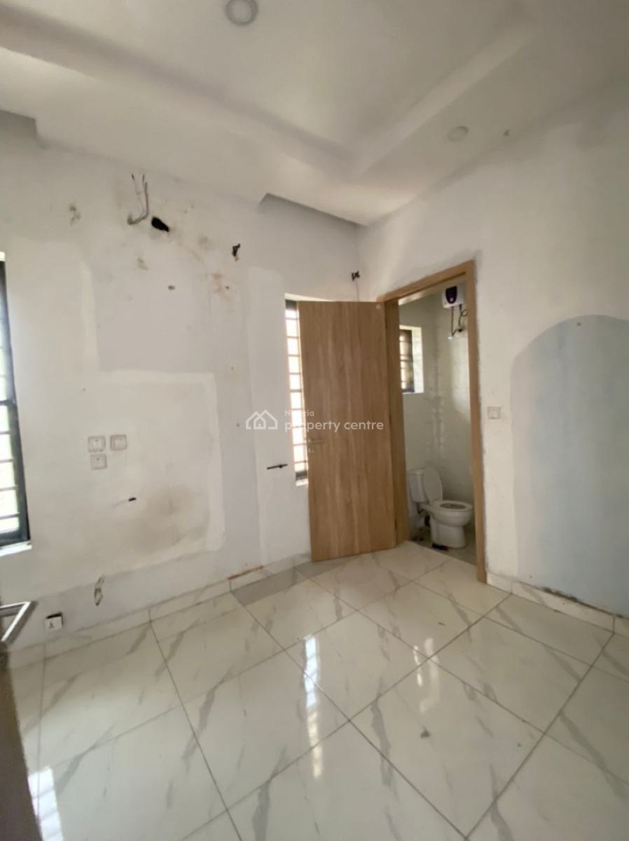 Four Bedroom Semi Detached Duplex in a Serene Environment, Orchid Road, Lekki, Lagos, Semi-detached Duplex for Rent